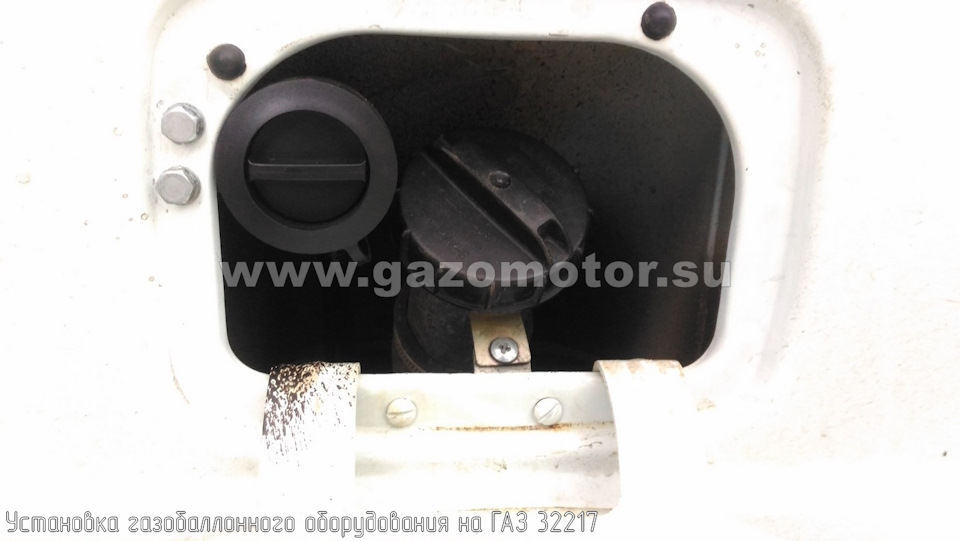 Газовый баллон на авто спарка. Смотреть фото Газовый баллон на авто спарка. Смотреть картинку Газовый баллон на авто спарка. Картинка про Газовый баллон на авто спарка. Фото Газовый баллон на авто спарка
