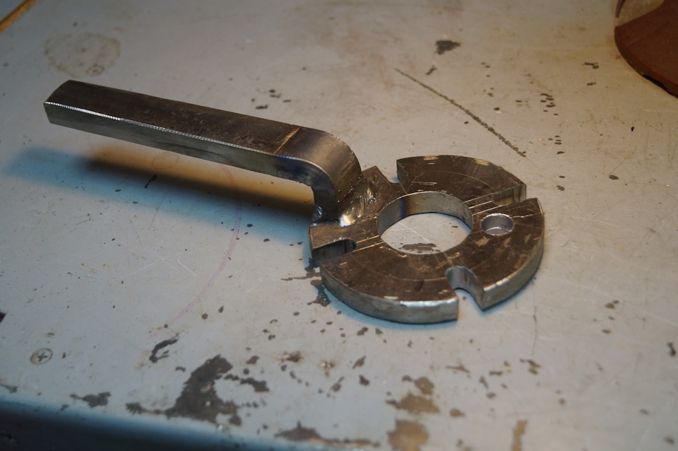 SYAAAgKh 2A 960 Как открутить шкив коленвала т40