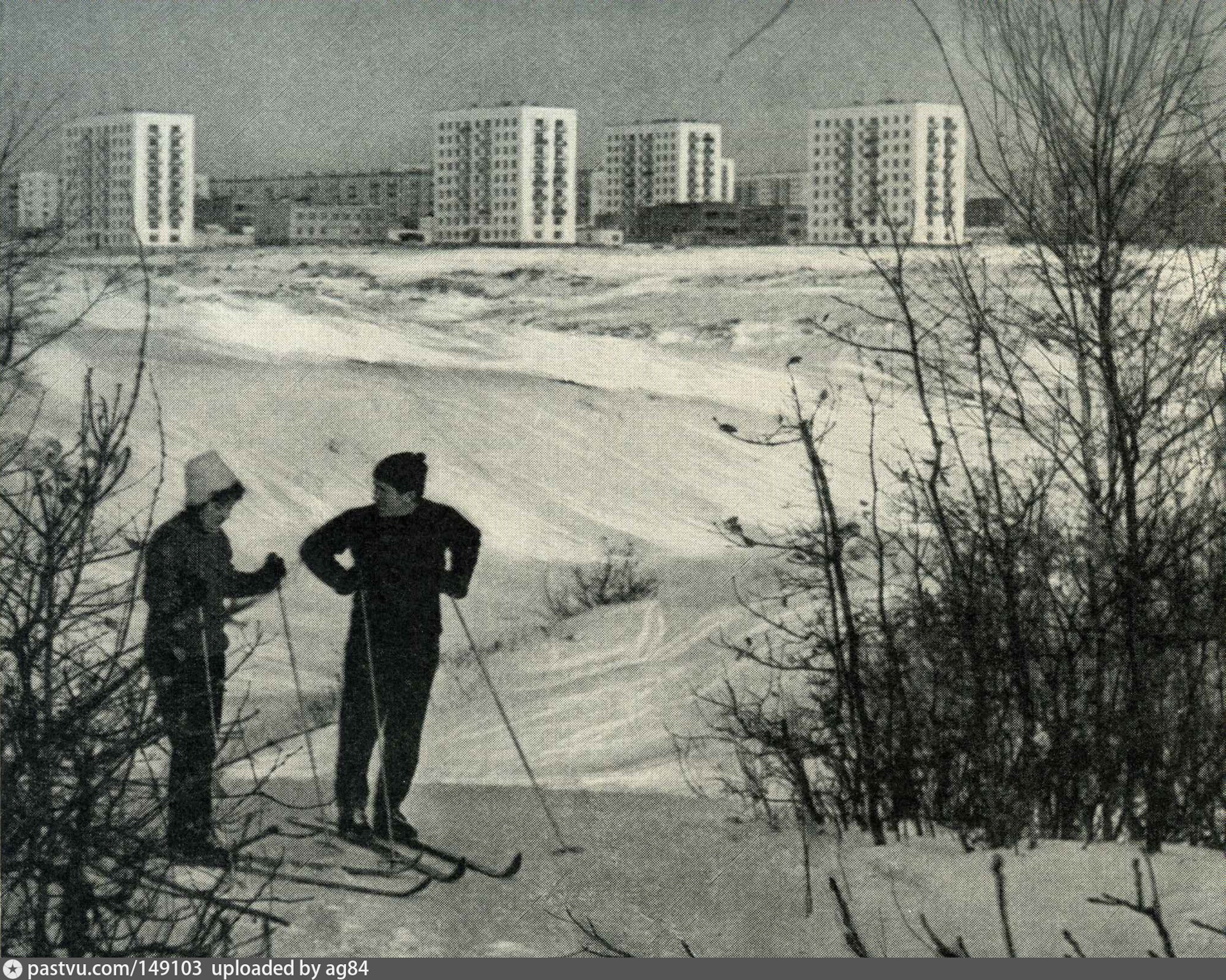 деревня тропарево москва