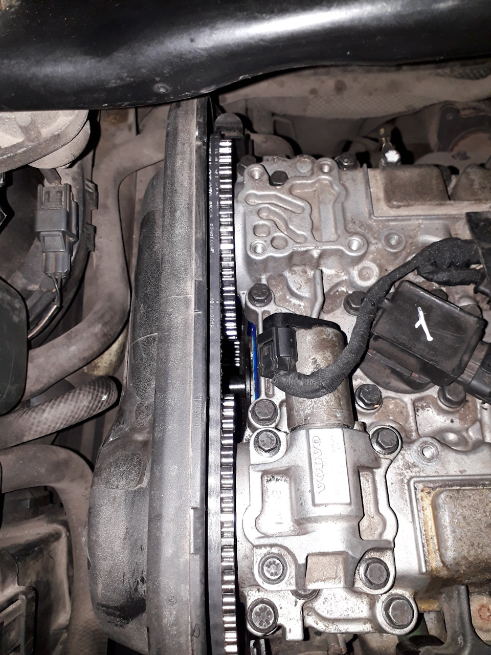 Сползает ремень ГРМ — Volvo S80 (1G), 2,4 л, 2005 года | своими руками ...