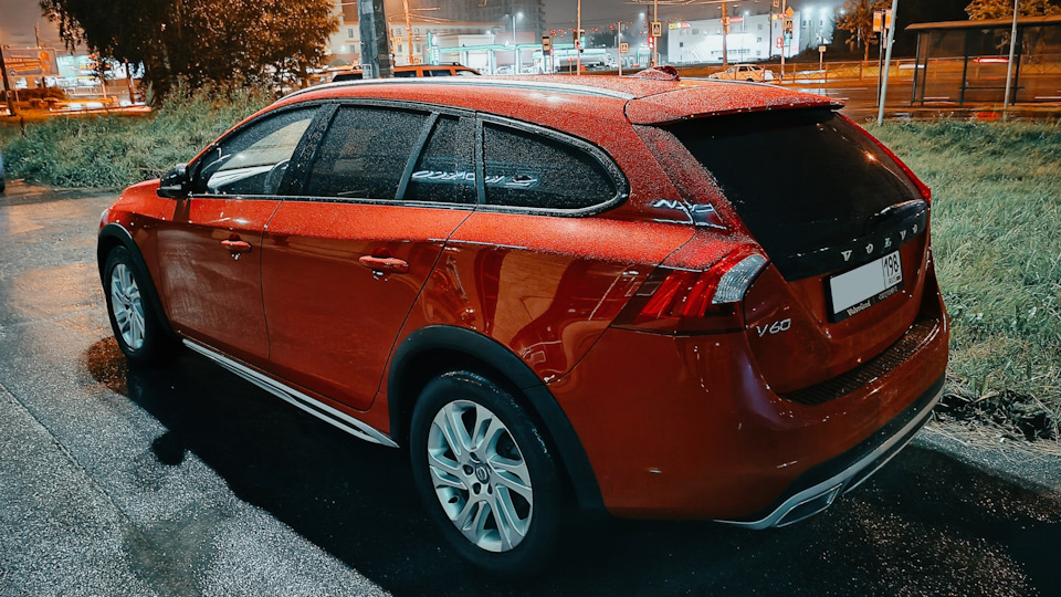 Volvo V60 Cross Country *Чили*