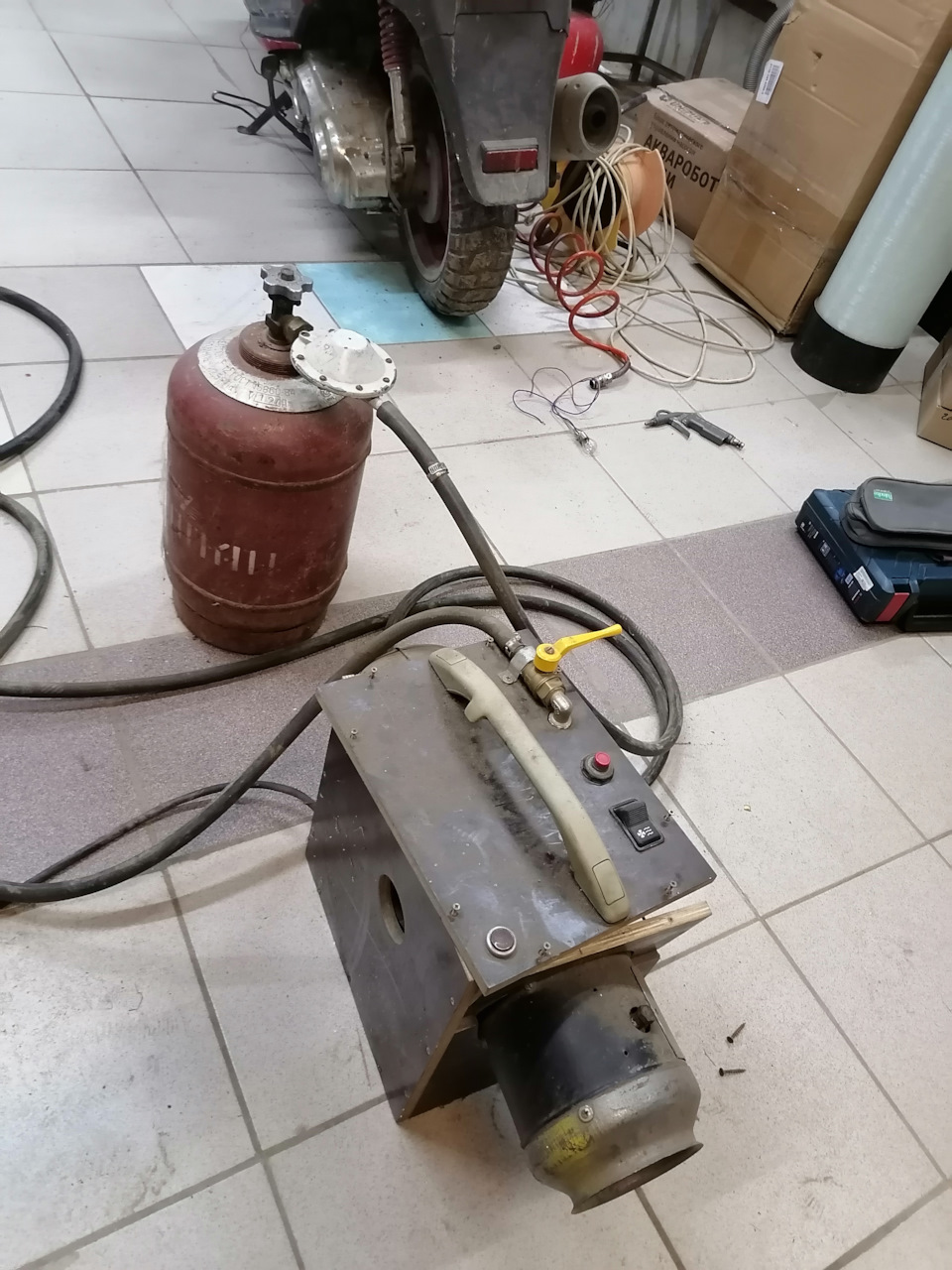 Фото в бортжурнале Ford Transit (4G)