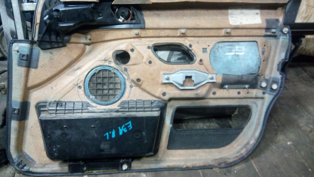 16 динамики на фронт в штатные места — BMW 5 series (E39), 2,5 л, 1997 ...