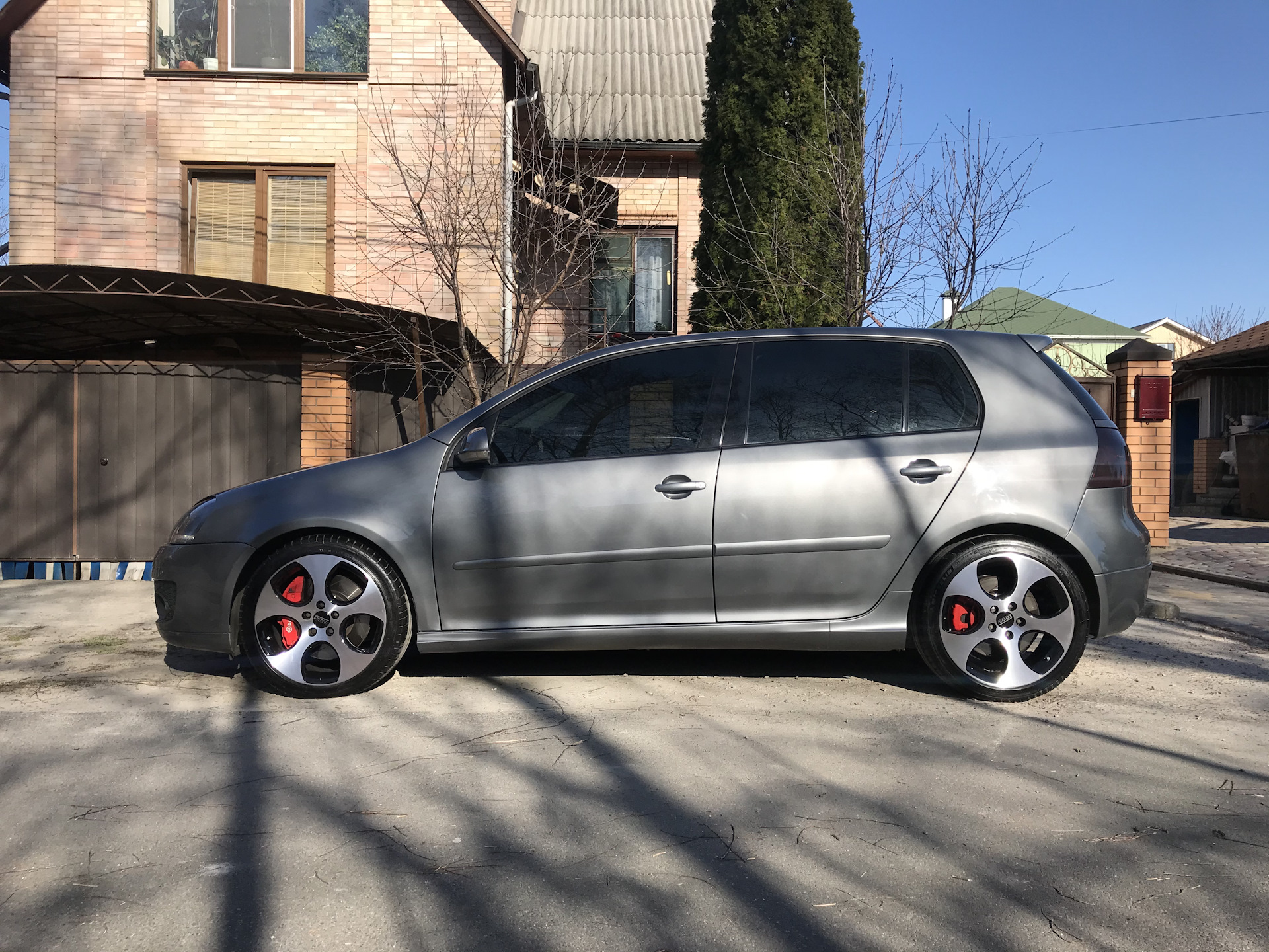 Диски Volkswagen Golf GTI