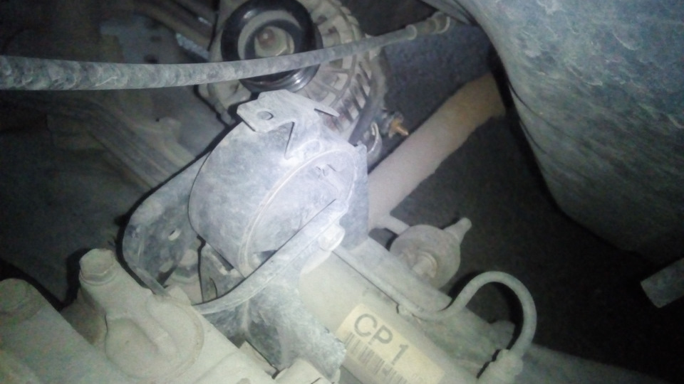 Как снять генератор витц Замена генератора на vitz 1sz - Toyota Vitz (10), 1 л, 2001 года своими руками D