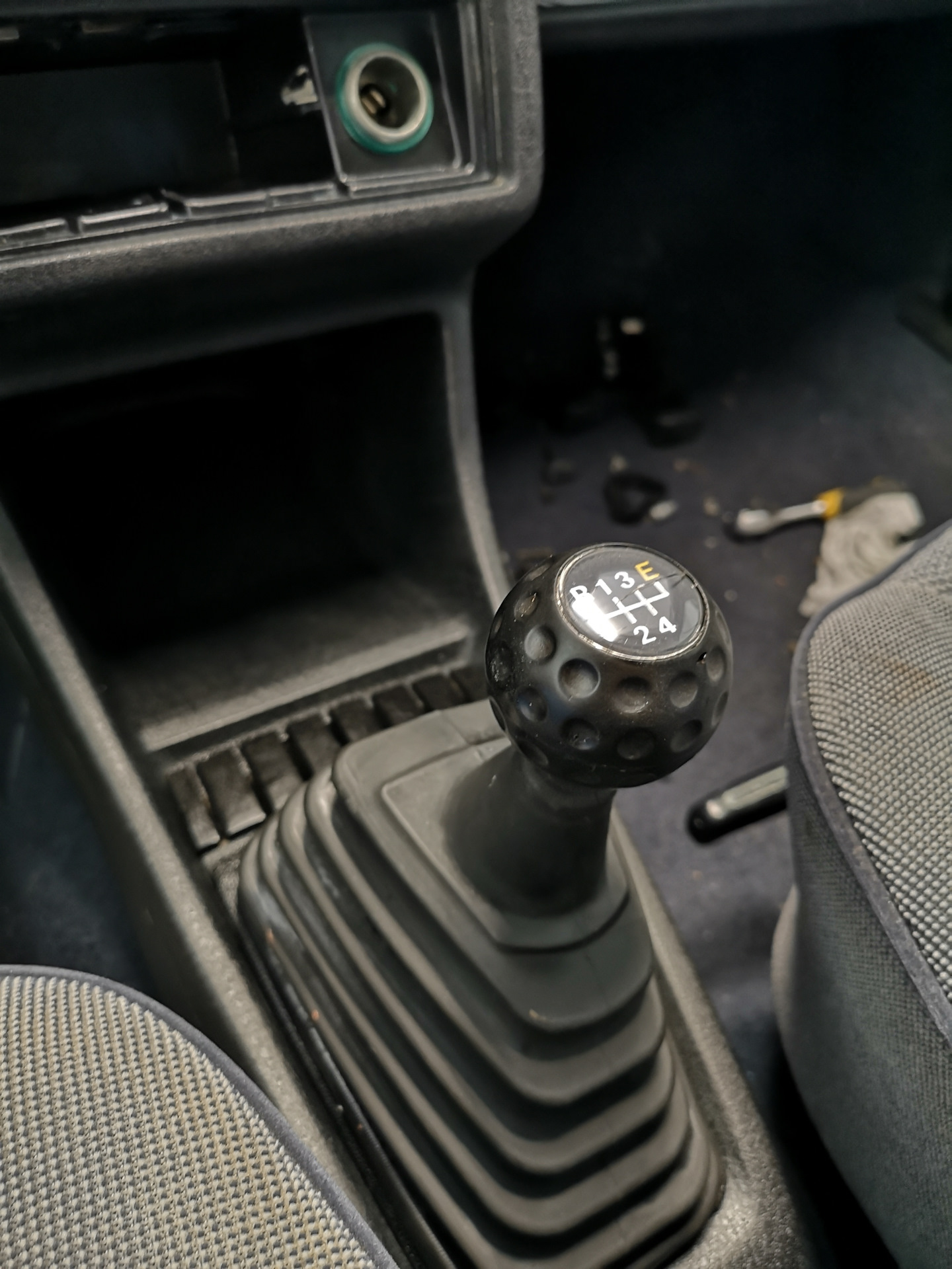 Гольфбол, полировка салонного пластика и покраска наружнего ...