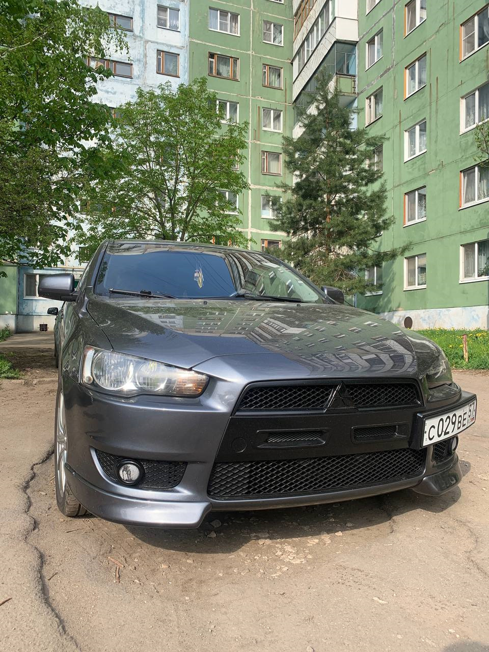 Установка клыков с накладкой — Mitsubishi Lancer X, 1,8 л, 2008 года |  стайлинг | DRIVE2