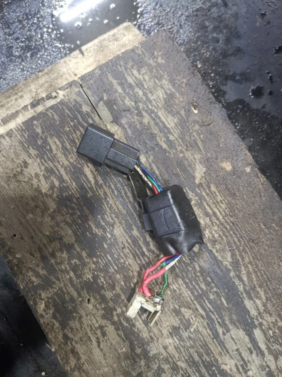 Реле стартера. Неисправность. — Mitsubishi Pajero (2G), 2,5 л, 1992 ...