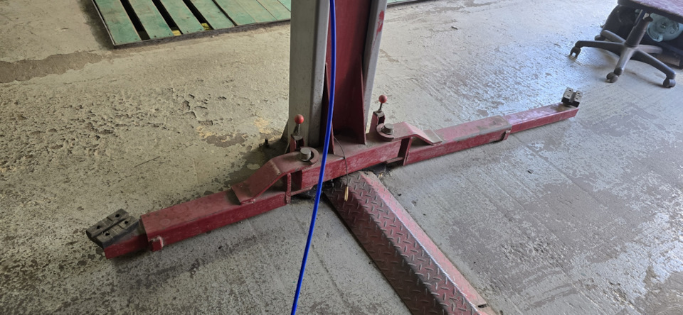 Проверка и чистка форсунок бензинового V8 на стенде — Volkswagen ...