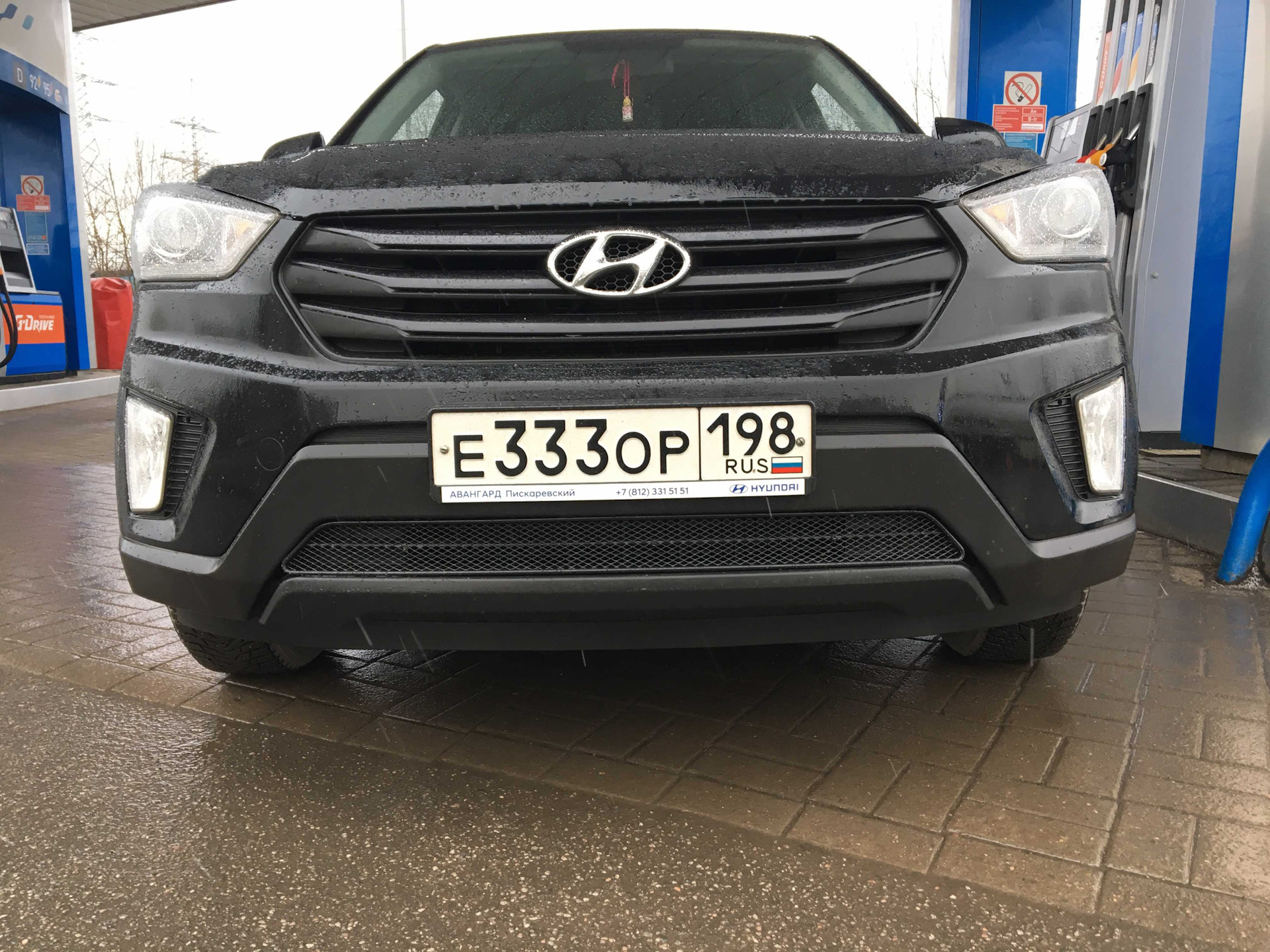 Рамка защиты. Защита радиатора Hyundai Creta. Защита радиатора Хундай Крета. Радиатор Хендай Крета 1.6. Хендай Крета защита на радиаторную.