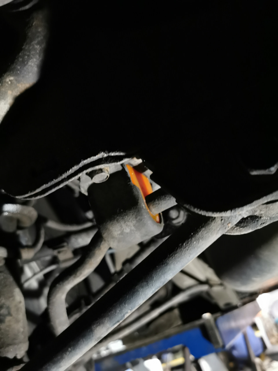 #Подвеска Устранение скрипов. Установка — ГАЗ Сайбер, 2,4 л, 2009 года ...