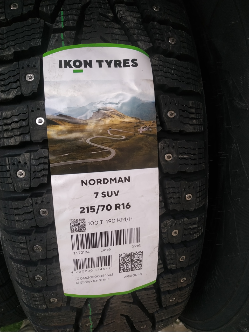 Подготовка к зиме — Suzuki Jimny (1G), 0,7 л, 2016 года | шины