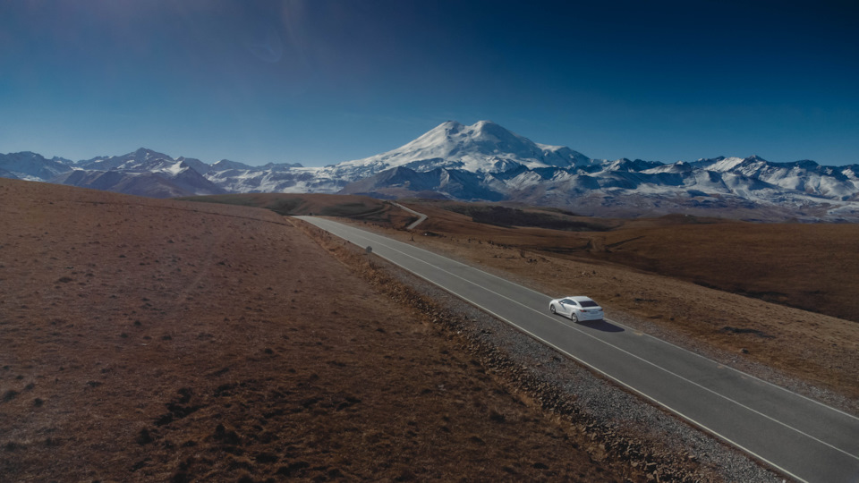 Mazda 3 Белобрысая