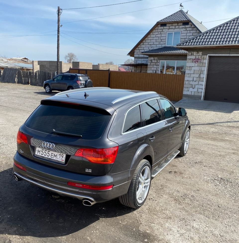 Фото в бортжурнале Audi Q7 (1G)