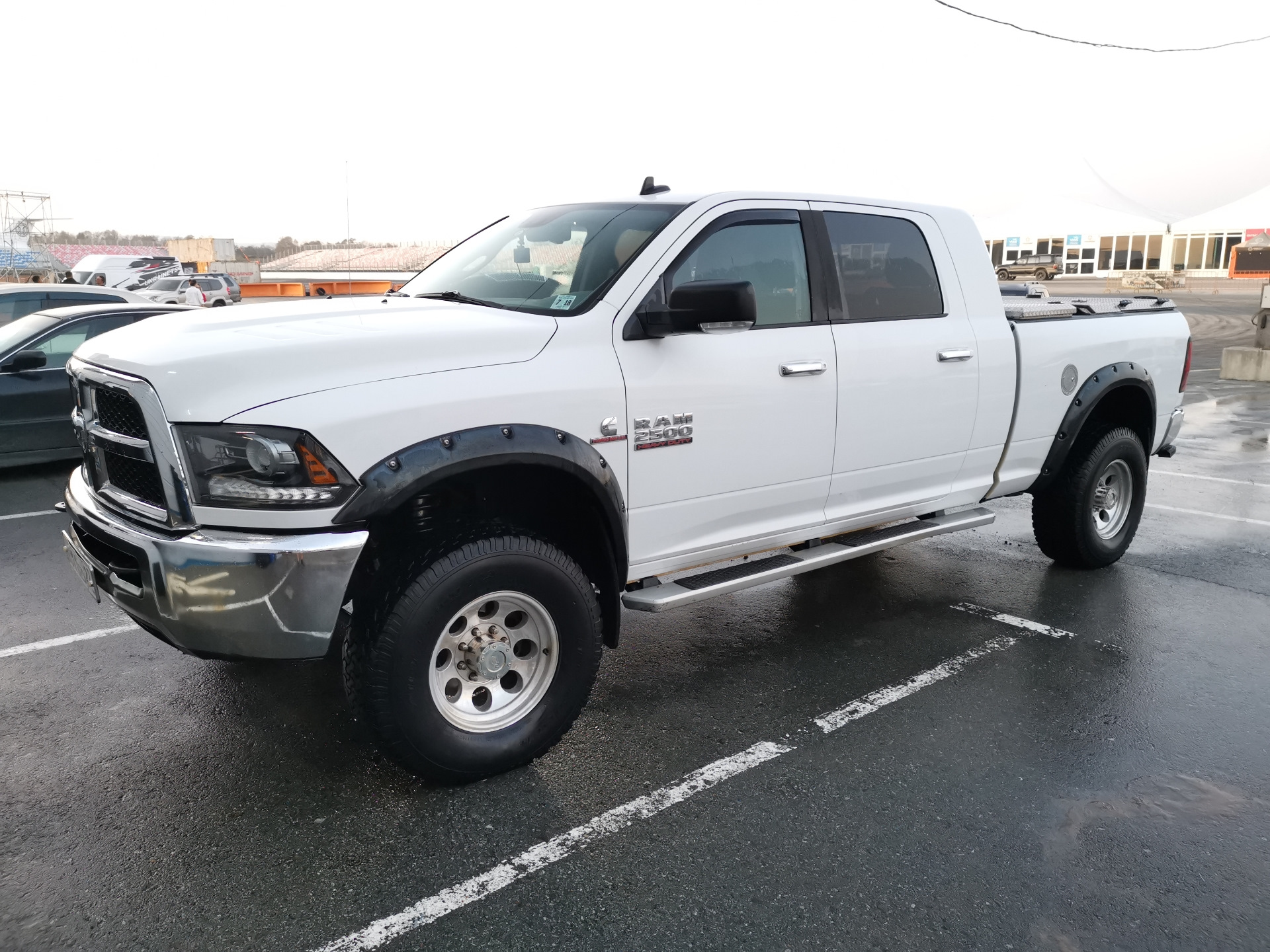 Dodge ram 6.7. Ram 1500 Mega Cab. Dodge Ram 1500 Mega Cab. Dodge Ram Mega. Dodge Ram 3 Megacab.