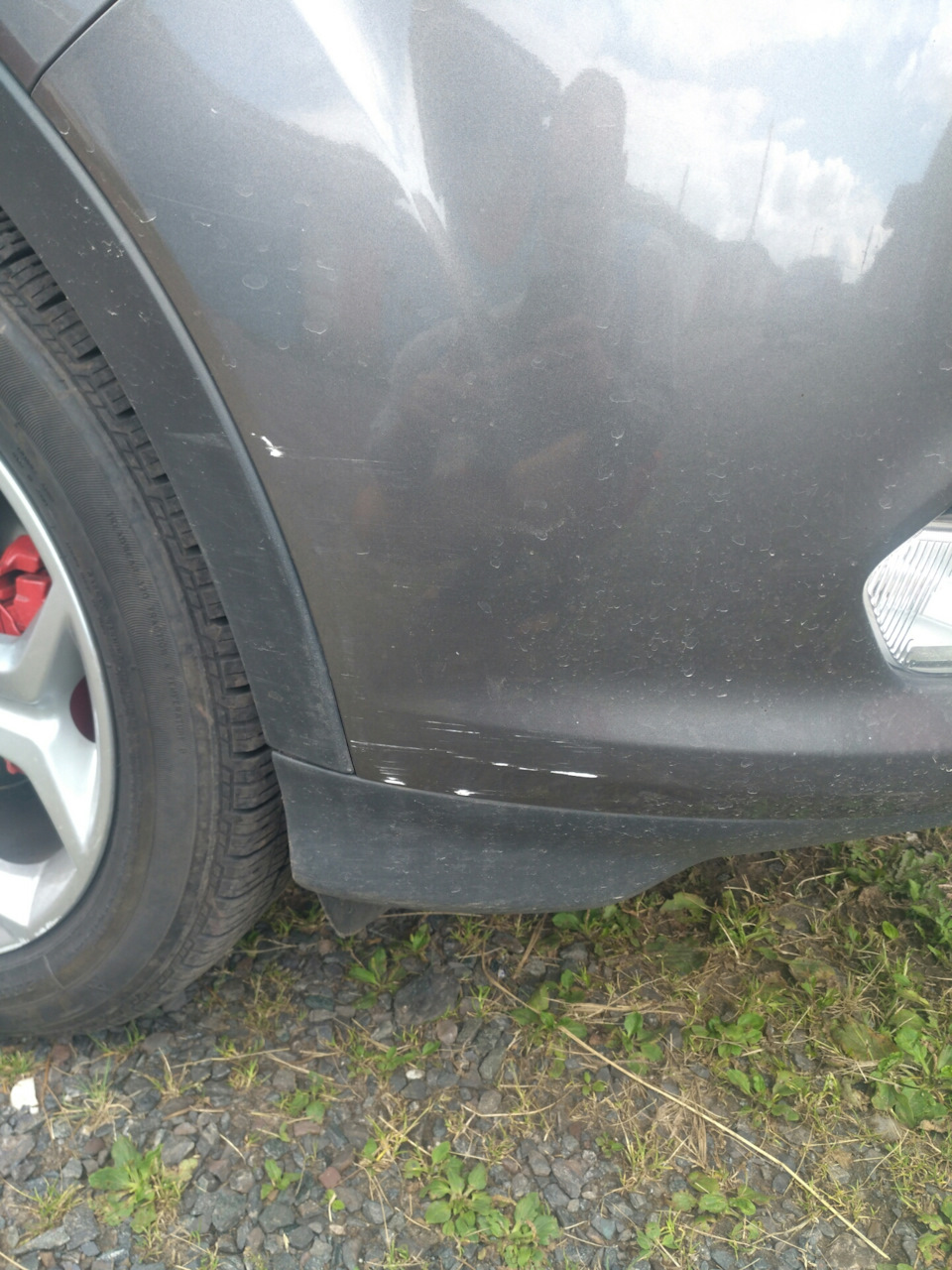 Притерли во дворе. — Ford Kuga (2G), 1,6 л, 2013 года | ДТП | DRIVE2