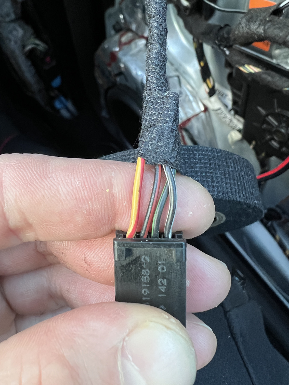 191582 Винт М5 CARGO | Запчасти на DRIVE2