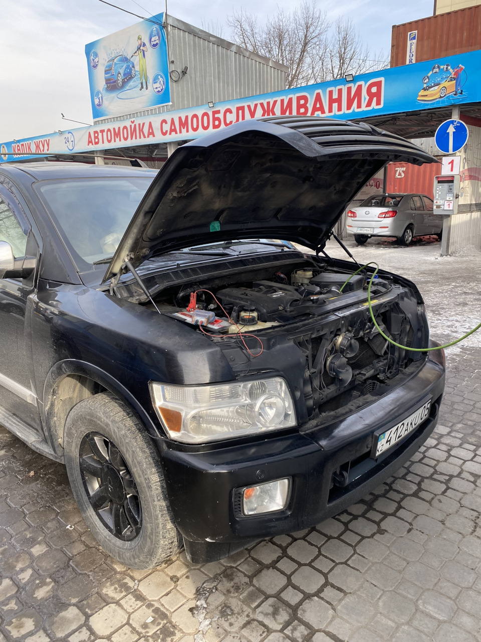 Чистка двигателя водородом — Infiniti QX56 (1G), 5,6 л, 2007 года ...