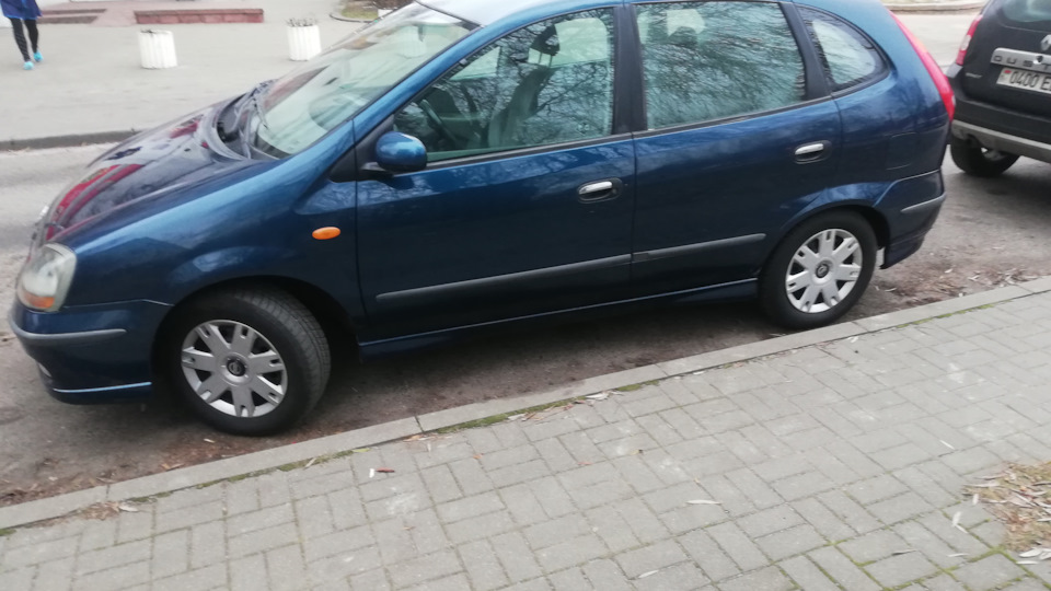 Хлопки в глушитель — Nissan Almera Tino, 1,8 л, 2001 года | поломка ...