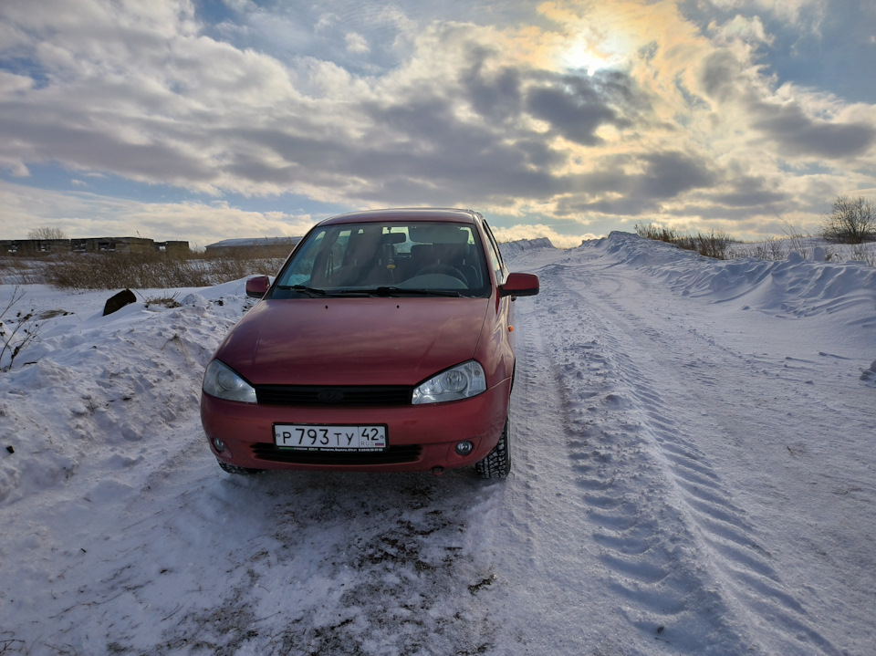 Стабилизатор обратно и крышка бака — Lada Калина универсал, 1,6 л, 2011 ...