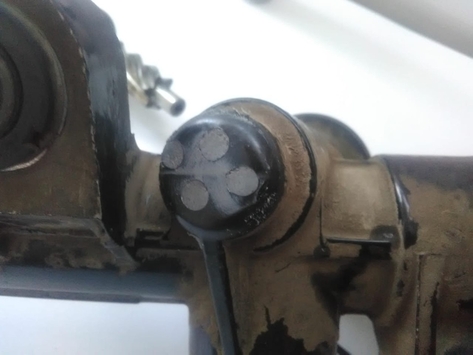 Замена тормозной жидкости и прокачка привода сцепления. — Nissan Note ...