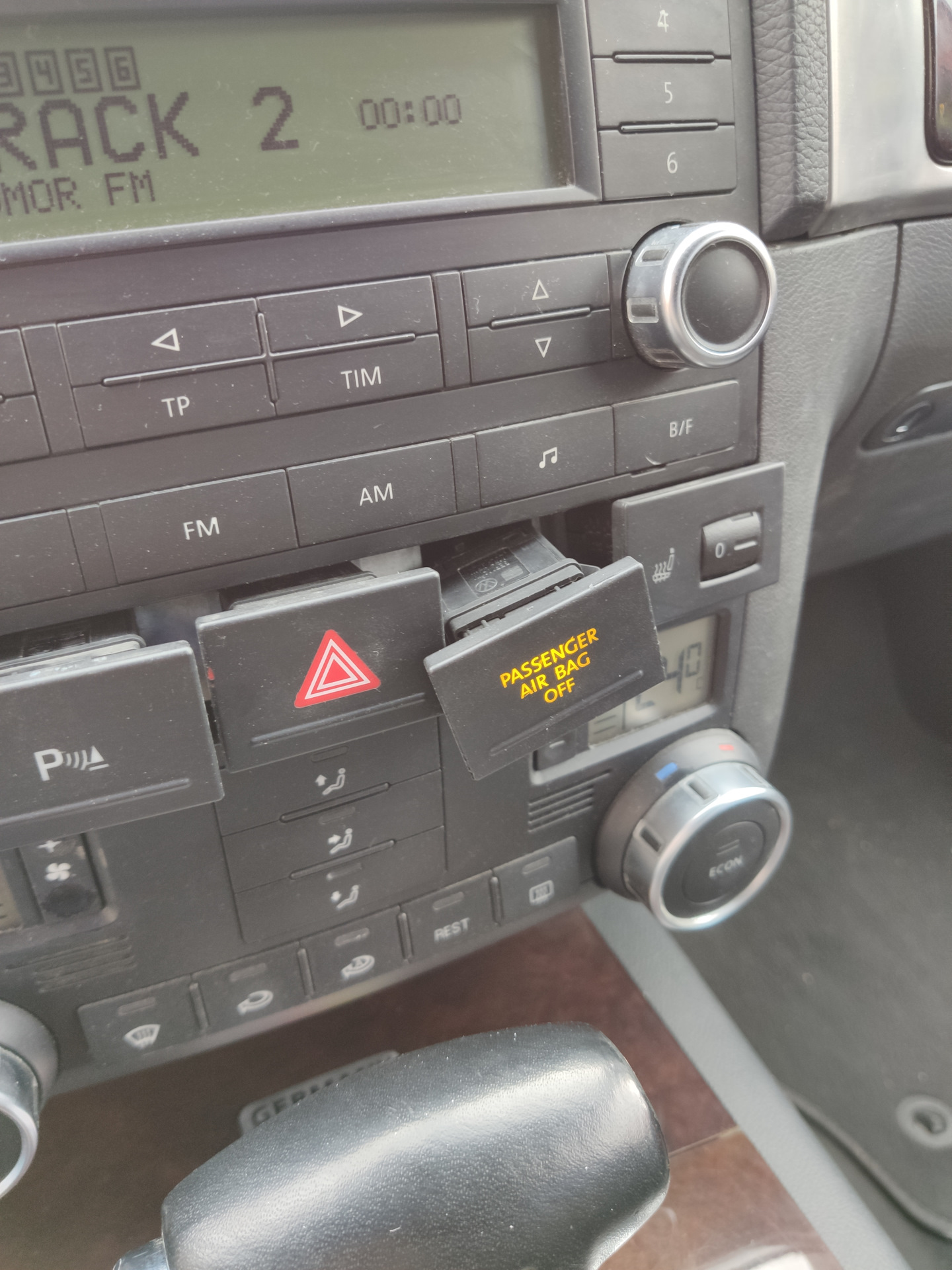 024 • Должна ли гореть контр. лампа при включении габаритов ...