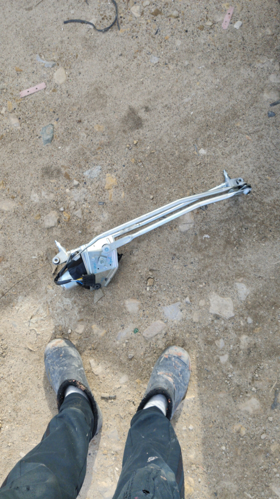 Замена трапеции дворников — Lada Приора седан, 1,6 л, 2012 года ...