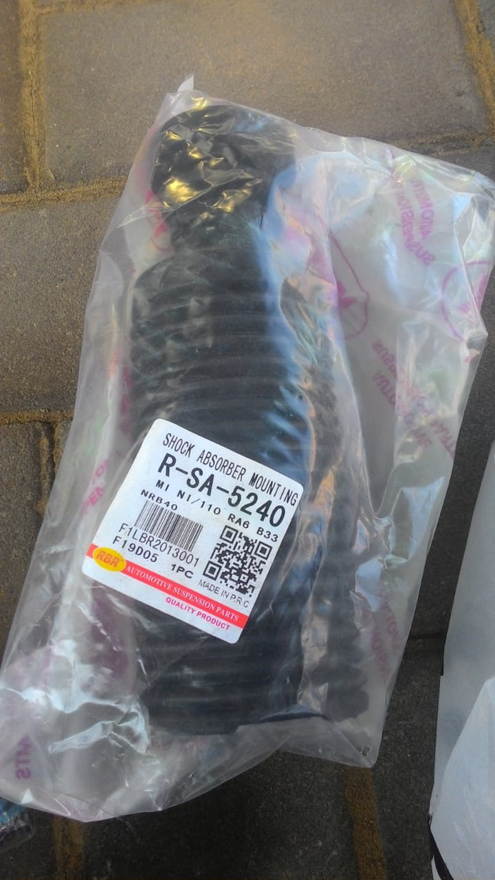 Замена пыльника амортизатора, втулки стабилизаторов и стойки ...