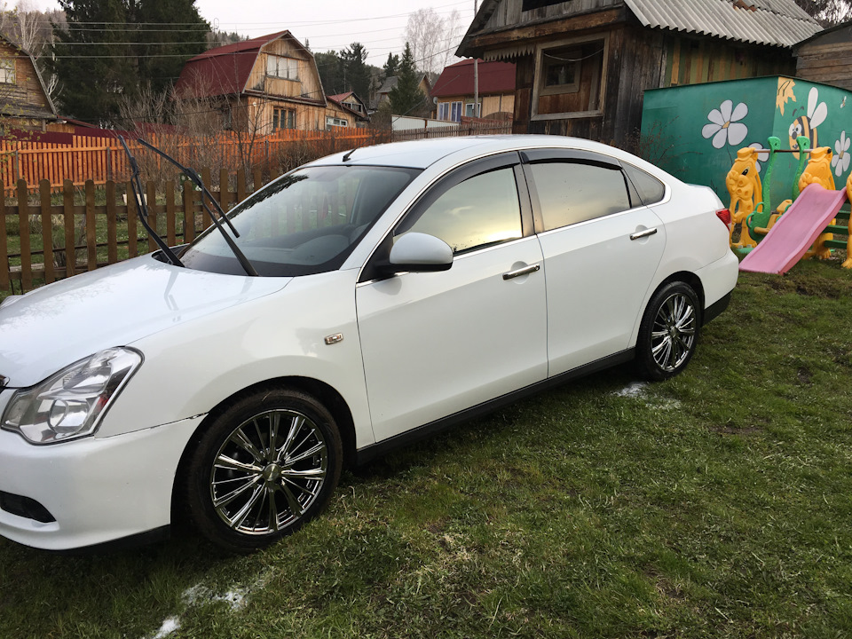 Альмера на дисках фото Диски R17 и 225/45/17 - Nissan Almera V (G11/15), 1,6 л, 2014 года колёсные диск