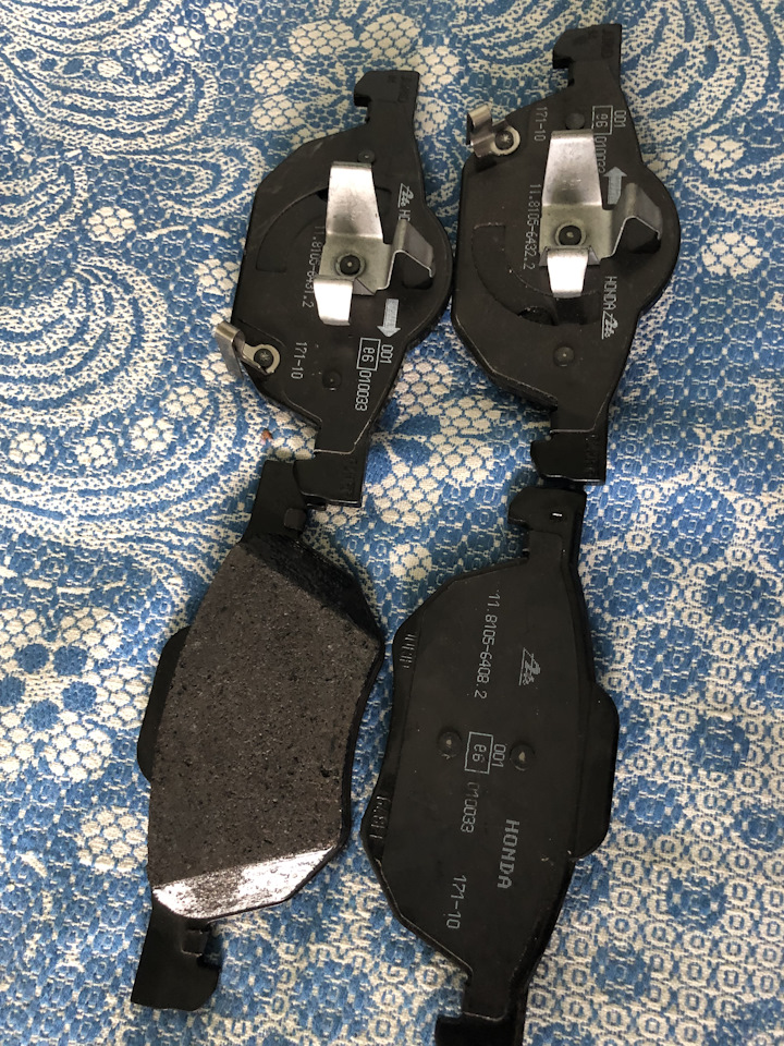 тормозные колодки хонда аккорд 7