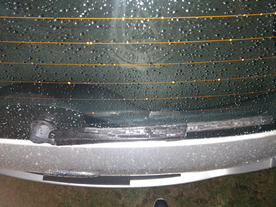 Бескаркасный дворник на заднее стекло . — Ford Fusion, 1,4 л, 2007 года ...