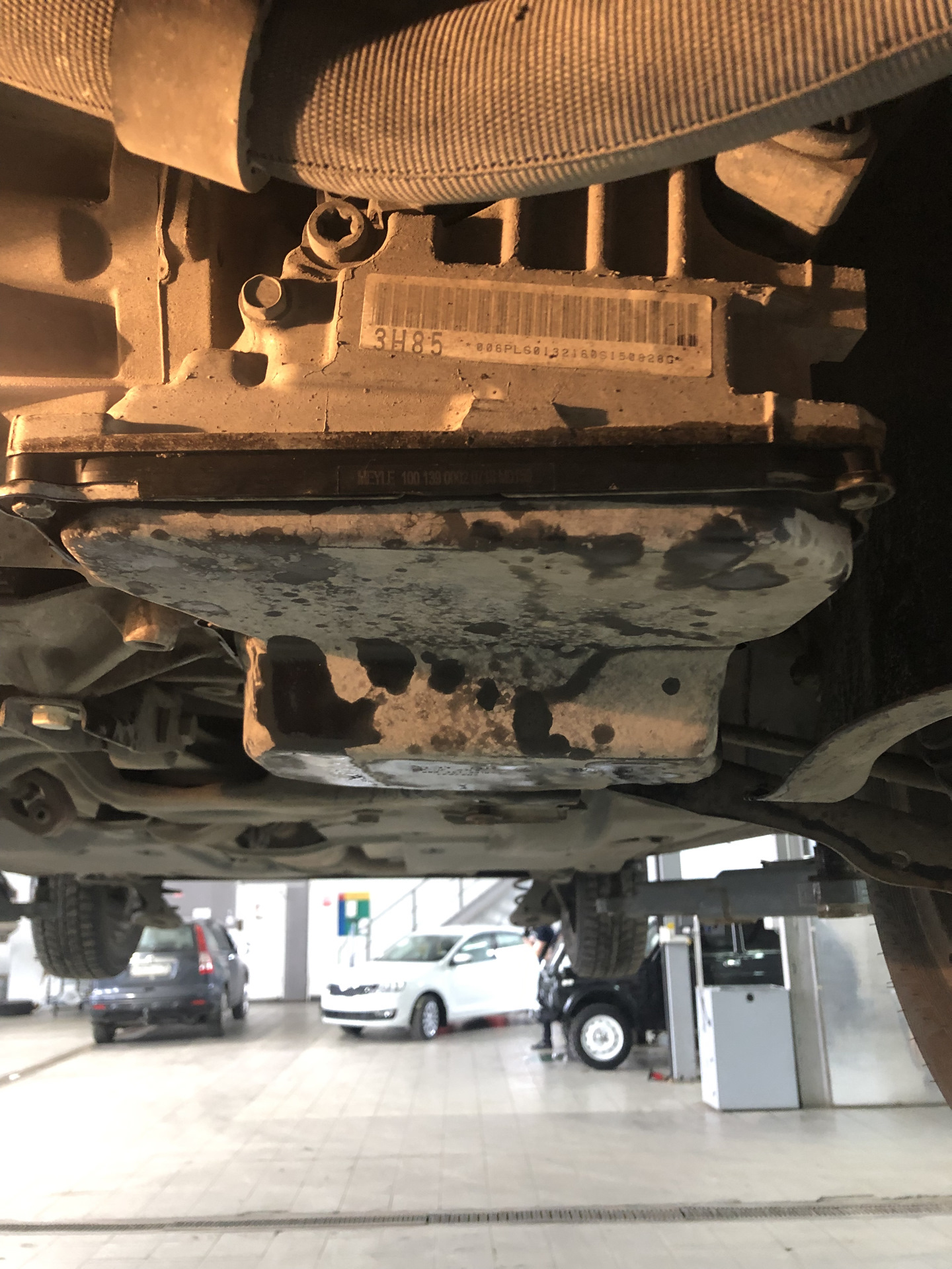 8. Замена масла в АКПП — Volkswagen Polo Sedan, 1,6 л, 2015 года ...