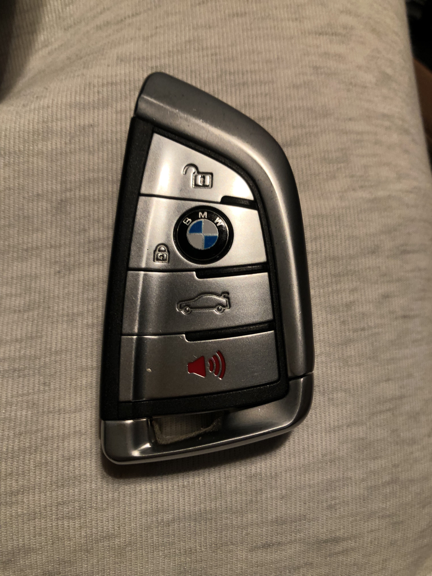 Ключ f16. Ключ f16. Смарт ключ бмв х5. Смарт ключ bmw f15. Ключ f16.