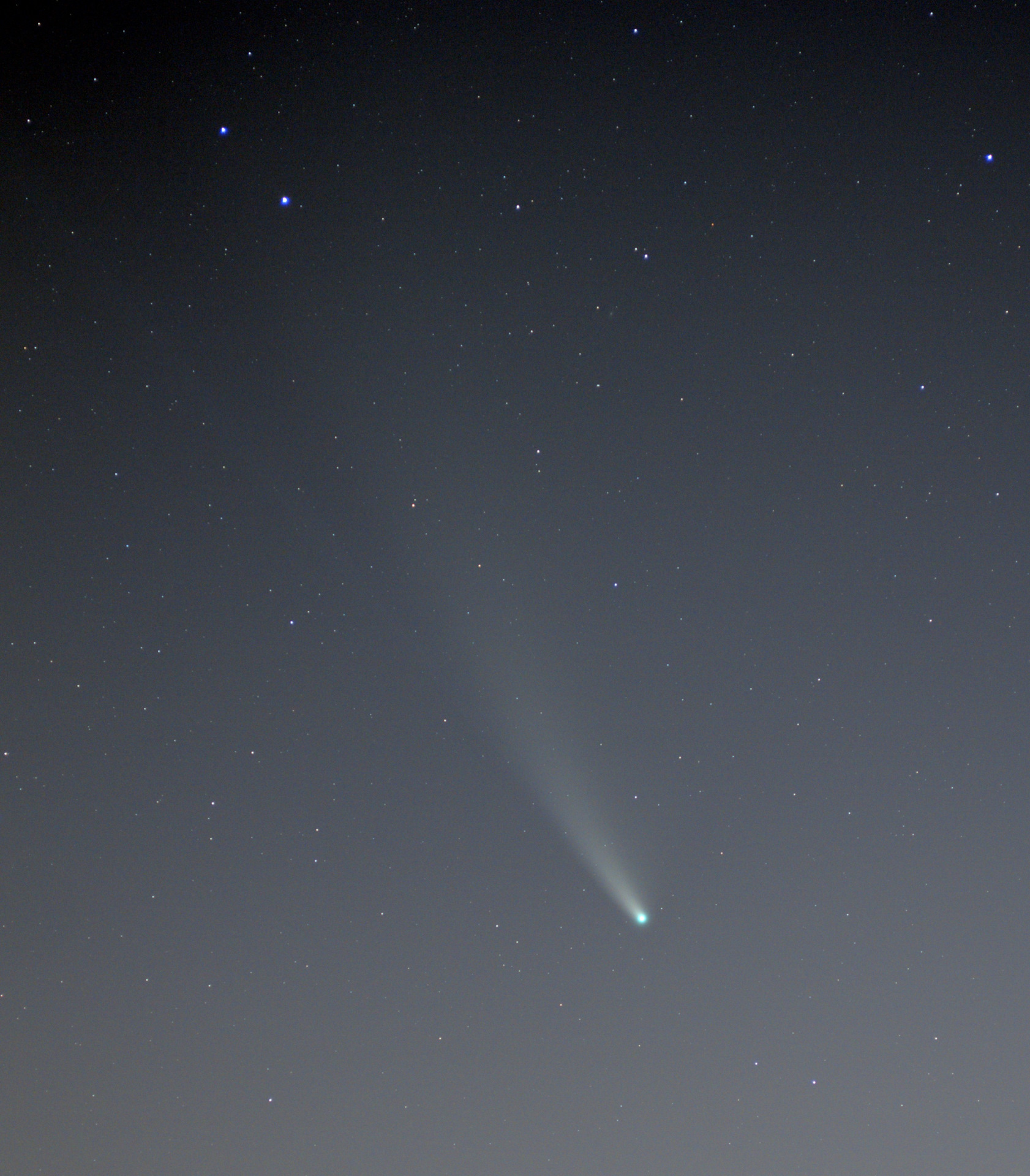 Небо очистилось замелькали. Комета 2. Комета конус. Сомет с2.