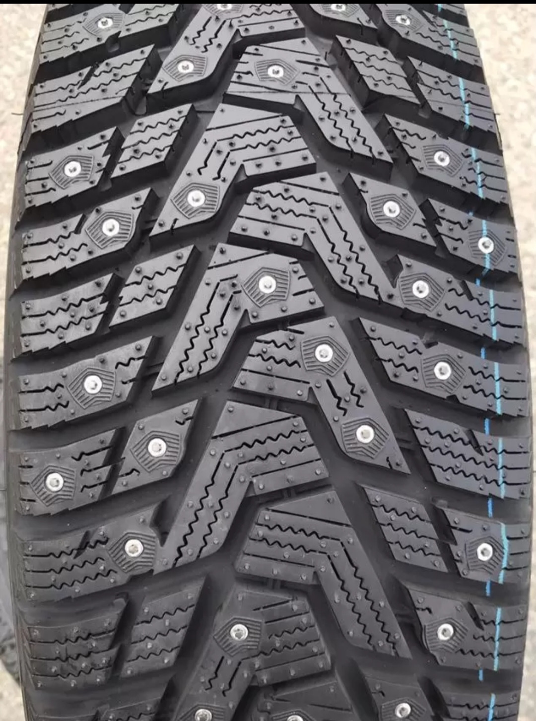 Hankook winter i pike rs2 w429