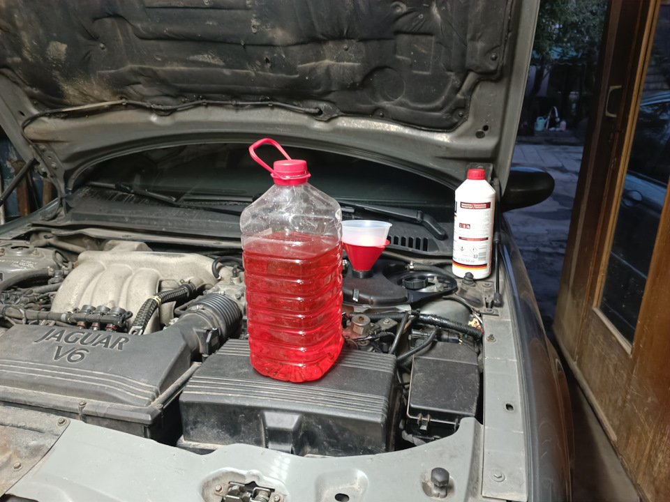 Чистейший.Ну и доливаю чего не хватит. — Jaguar X-Type