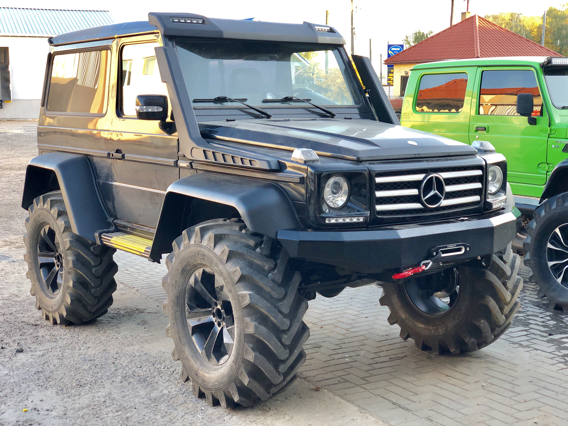 Mercedes g на 33 колесах