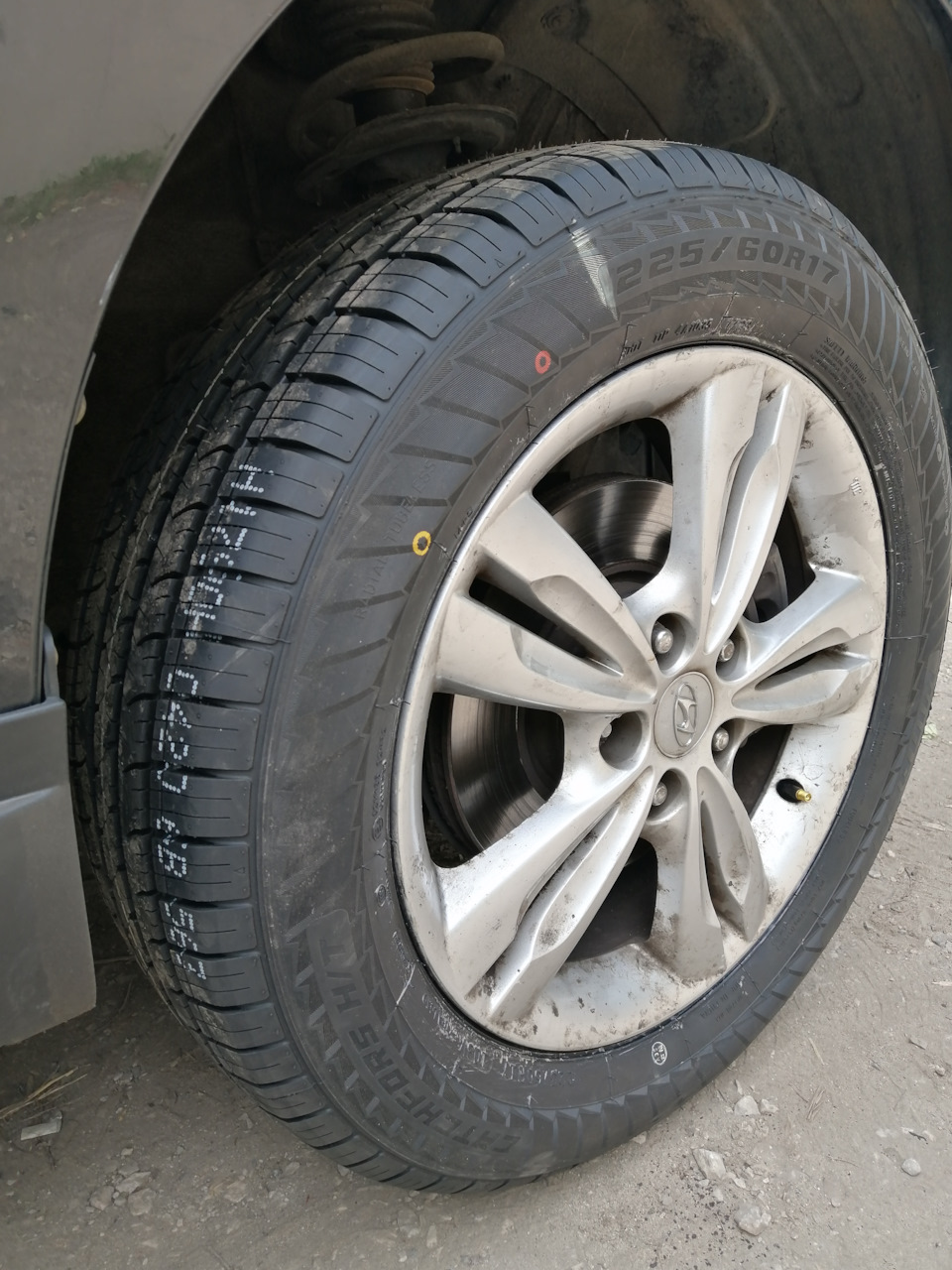 Новая летняя резина — Hyundai ix35, 2 л, 2010 года | шины | DRIVE2