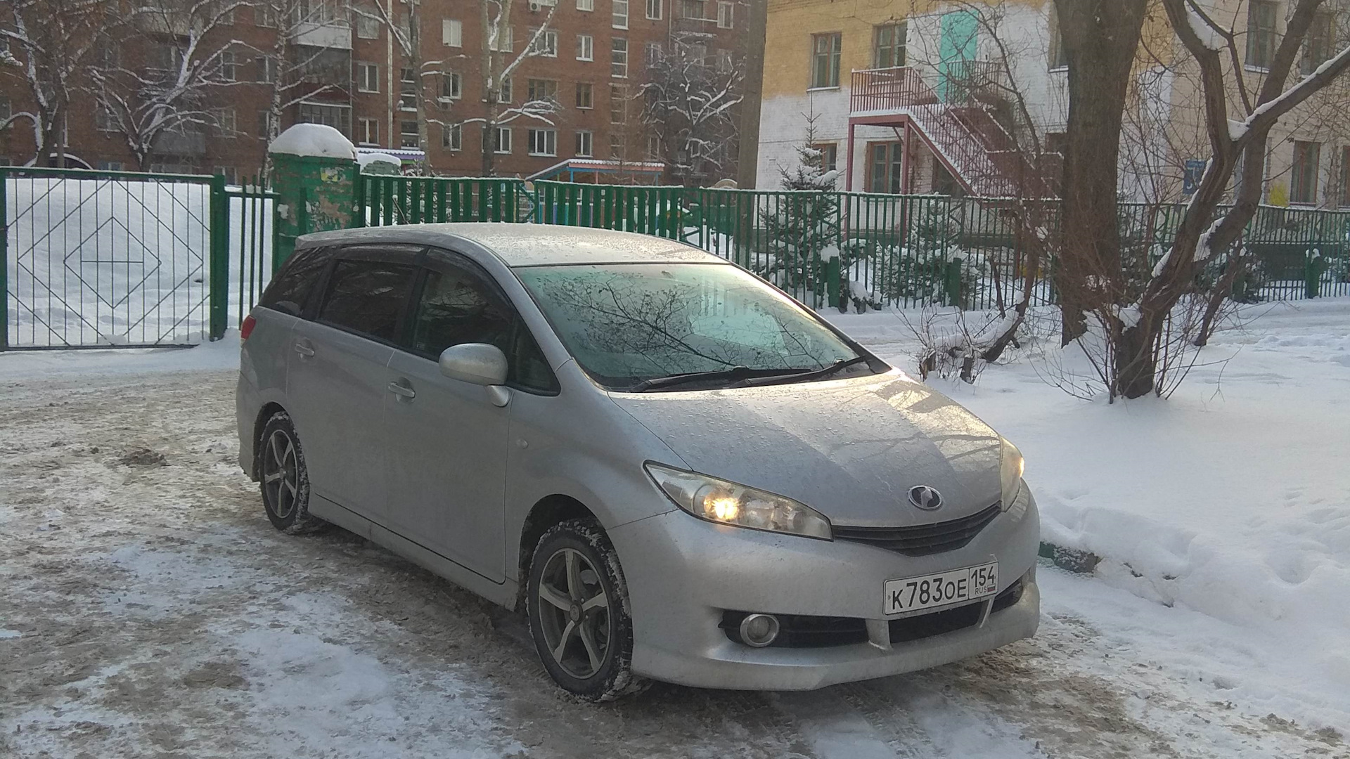 Toyota Wish (AE20) 1.8 бензиновый 2009 | на DRIVE2