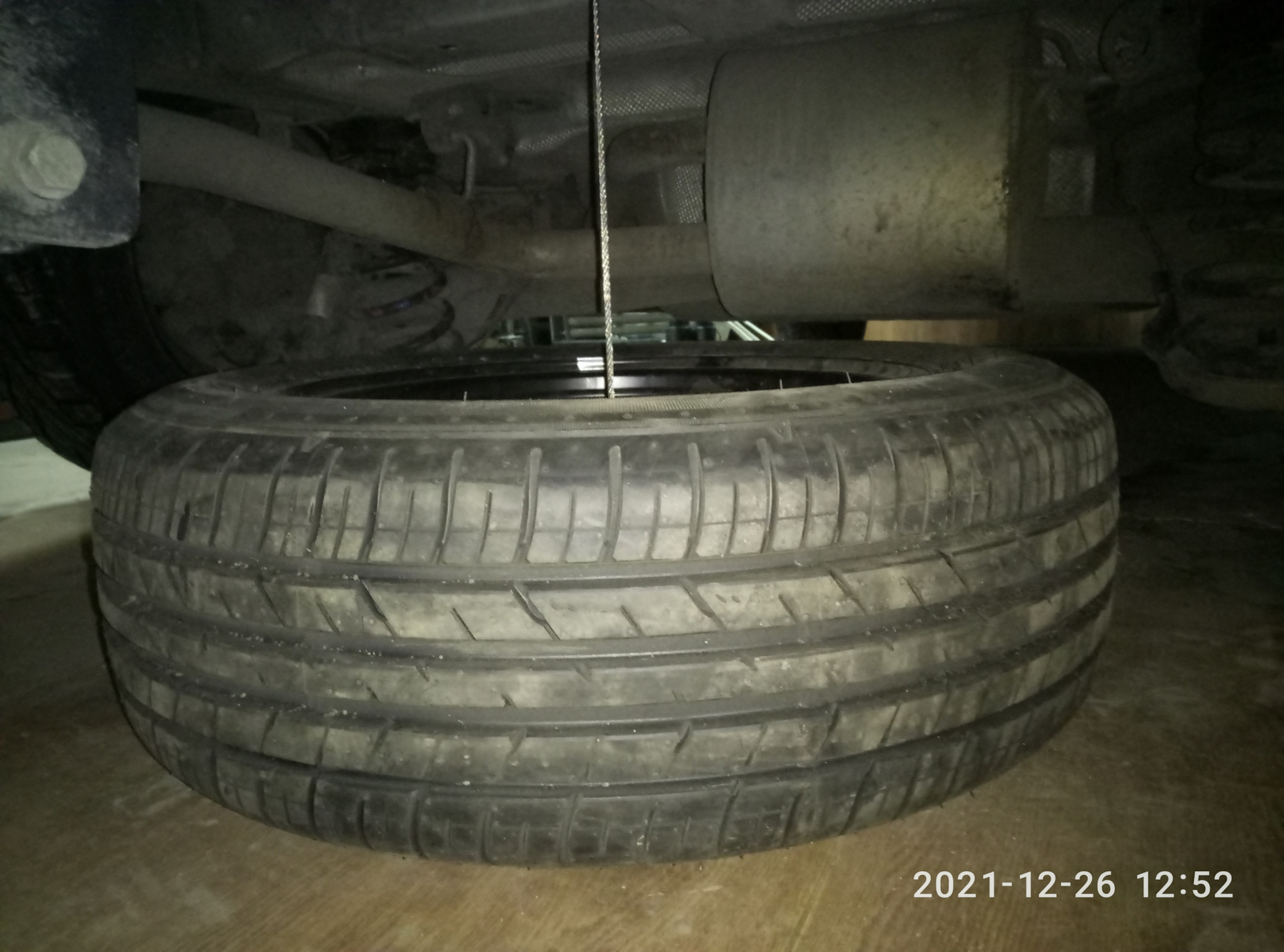 Установка запаски — Ford Tourneo Connect (3G), 1,5 л, 2016 года ...