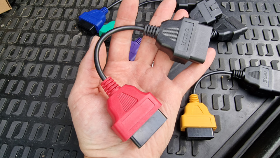 Внутри то понятно, скорее всего сопли. — Alfa Romeo Giulia (952)