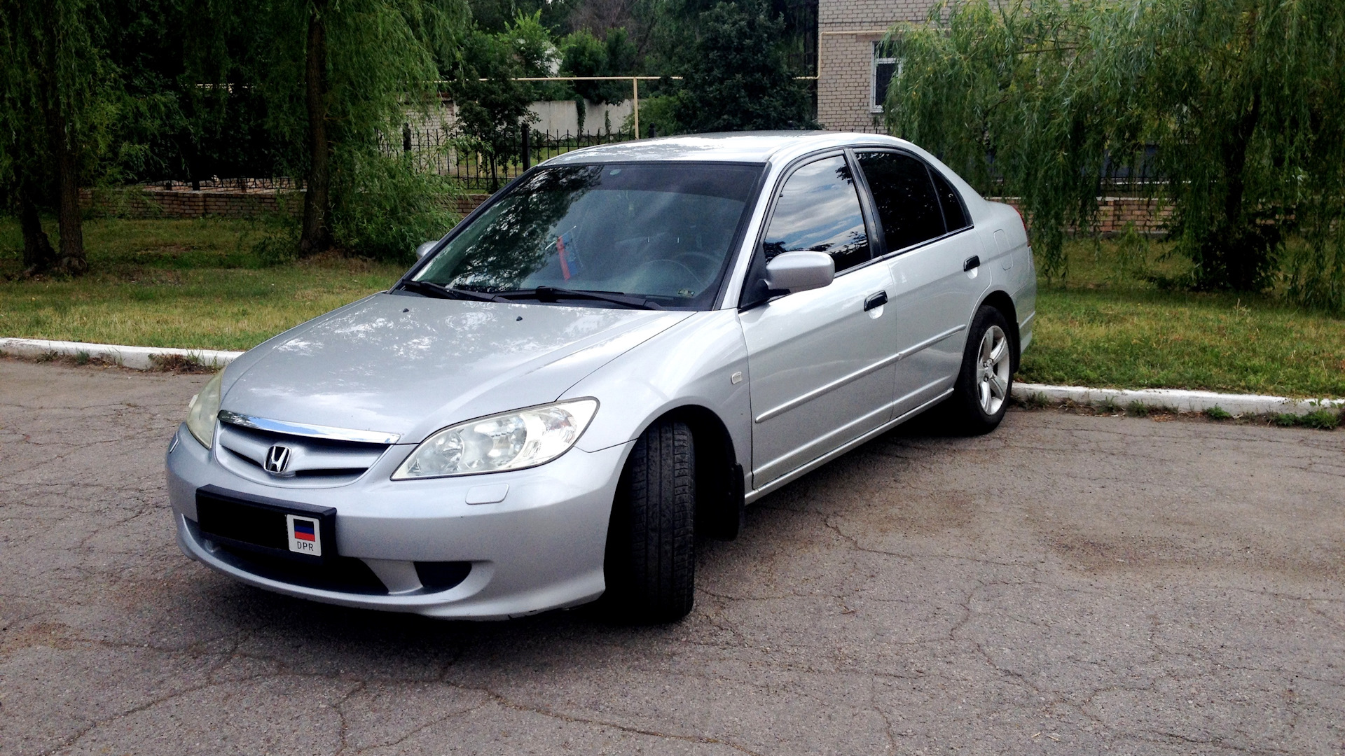 Honda Civic (7G) 1.6 бензиновый 2005 | ES5 1.6 Vtec D16W7 MT на DRIVE2