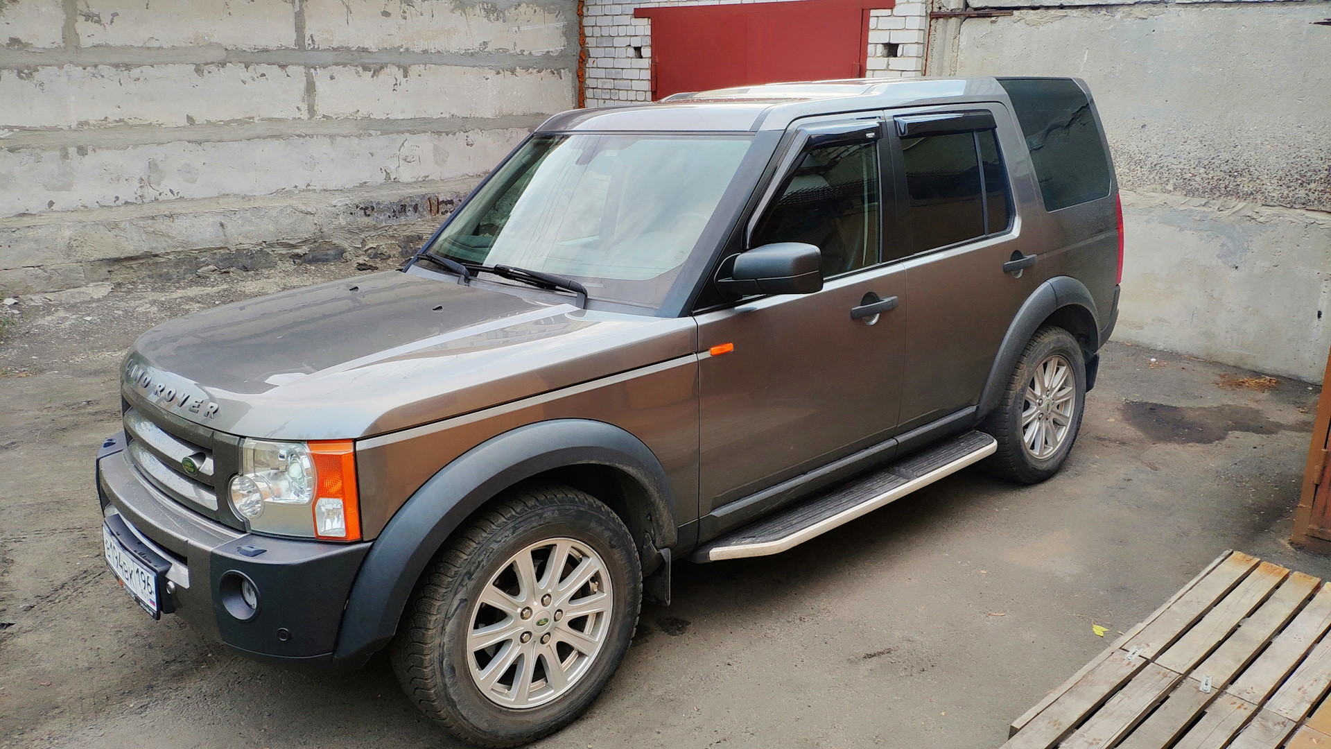 Дискавери 3 2008. Дискавери 3 2.7 дизель. Discovery 3. Радиаторы Discovery 3 2.7.