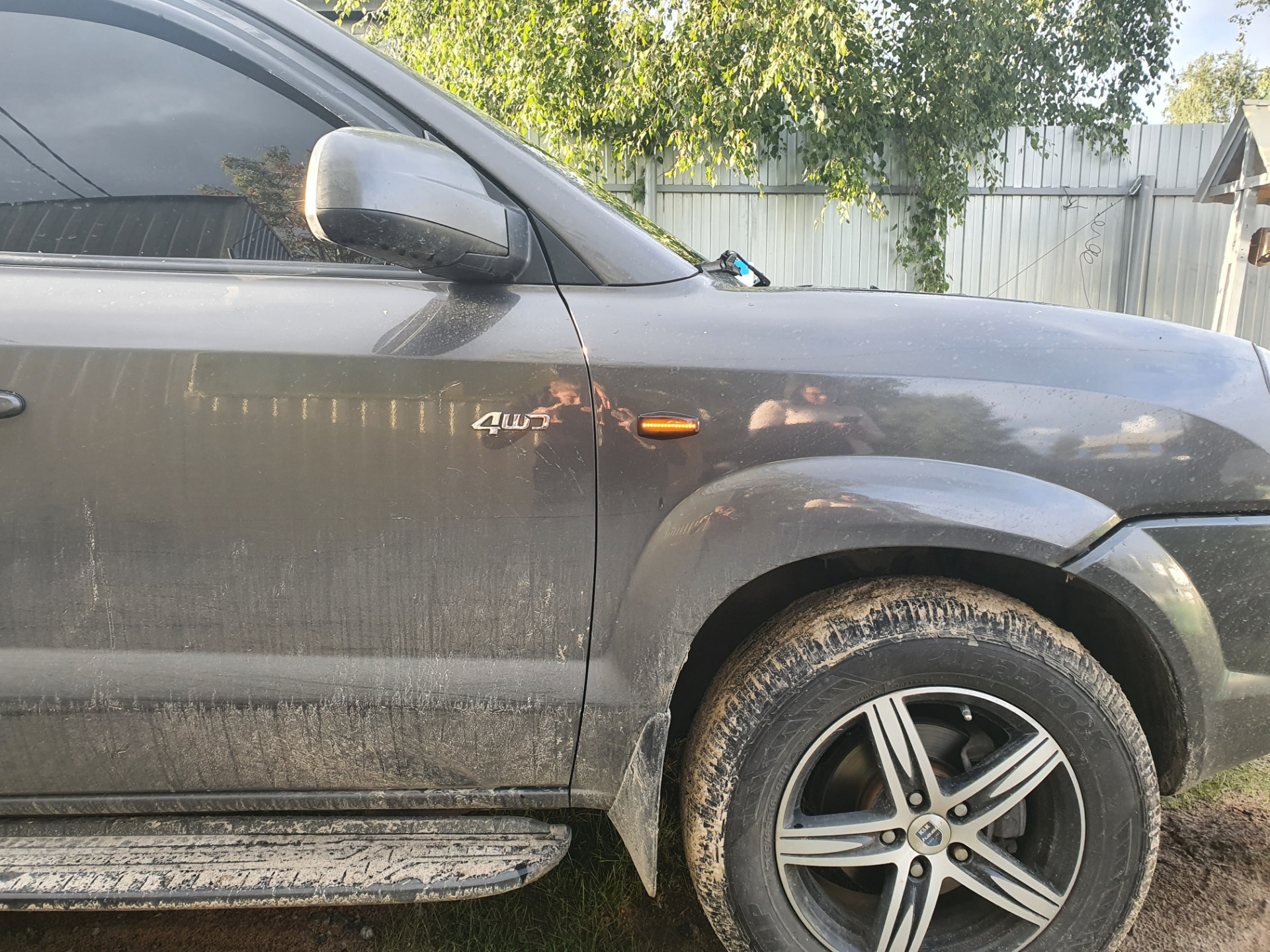 Вот и пришли повторители поворотов на переднии крылья — Hyundai Tucson ...