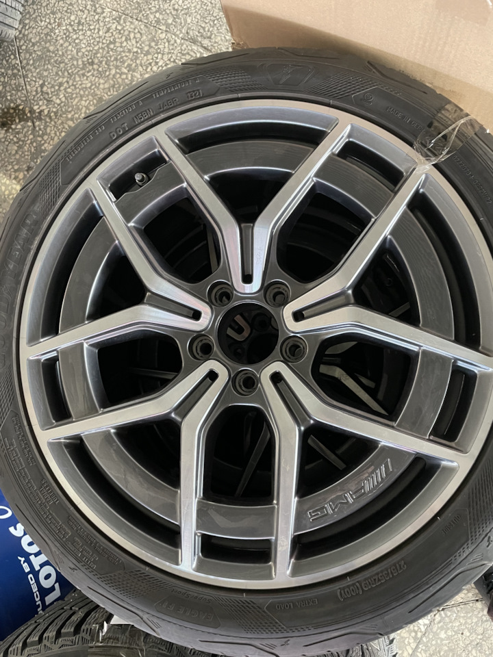 Литые диски Мерседес 9Jx19 ET49 5x112 на Mercedes-Benz E-Class (W213 ...