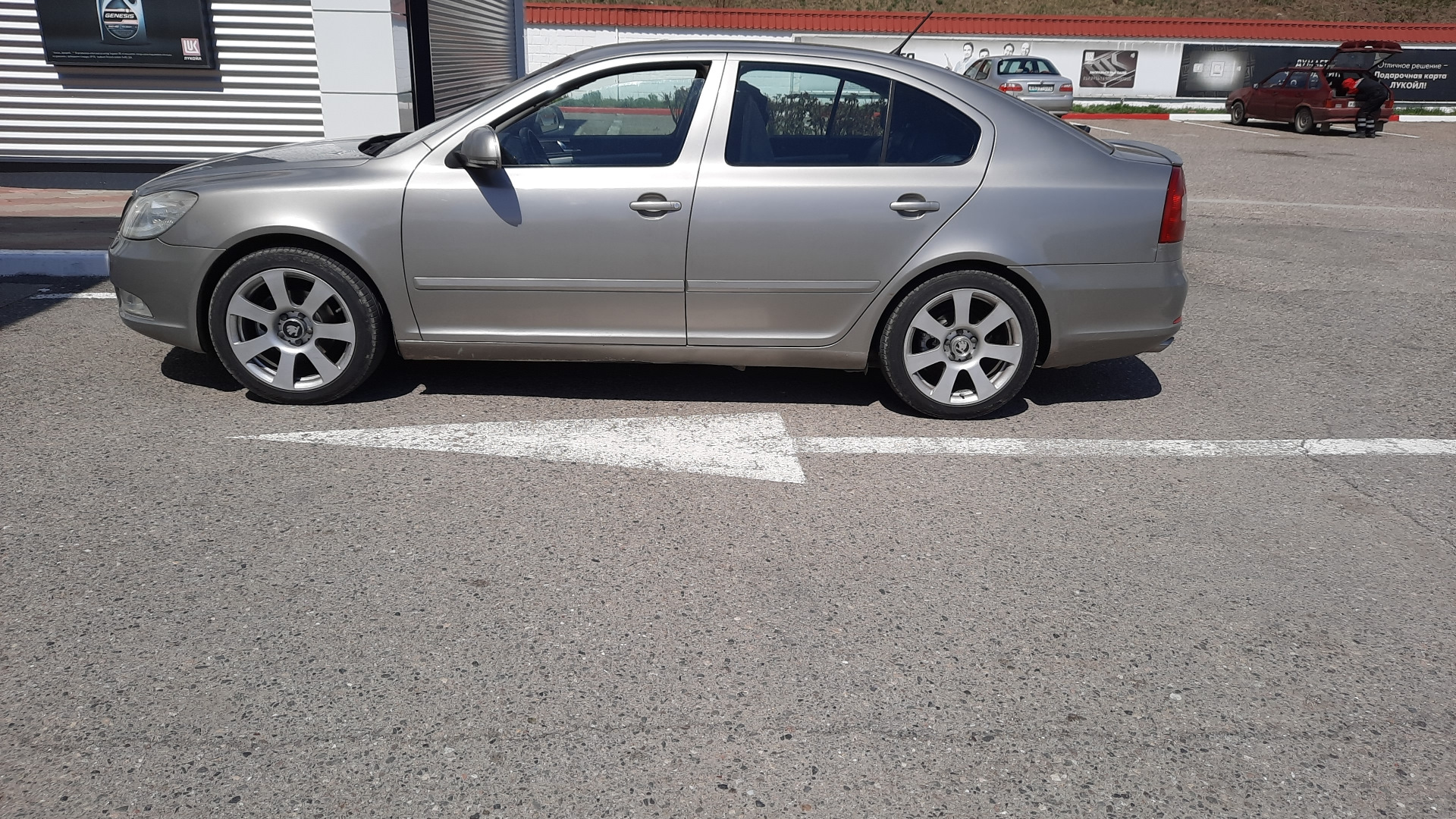 SKODA OCTAVIA A5 FL Дефлекторы окон. — Skoda Octavia A5 Mk2, 1,6 л ...