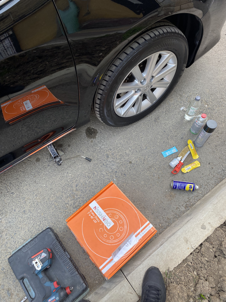 Передние тормозные диски от Альфард на Камри — Toyota Camry (XV50), 3,5 ...
