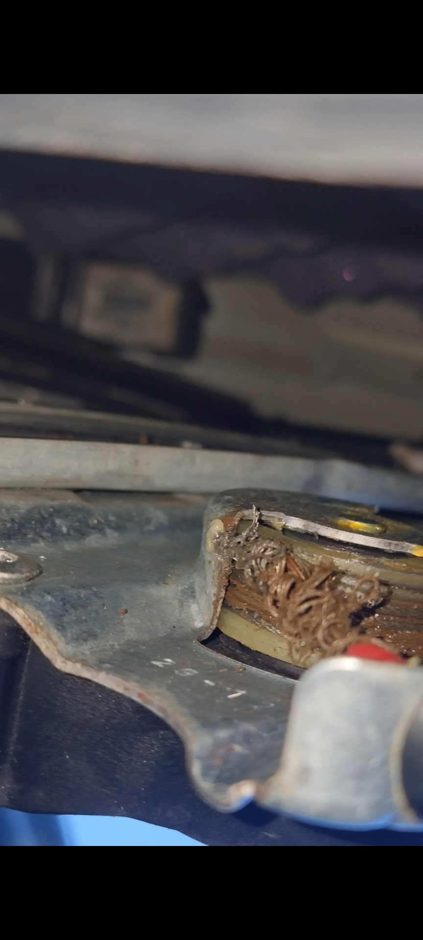 Стекло подъёмник — Citroen C5 (2G), 1,6 л, 2012 года | поломка | DRIVE2
