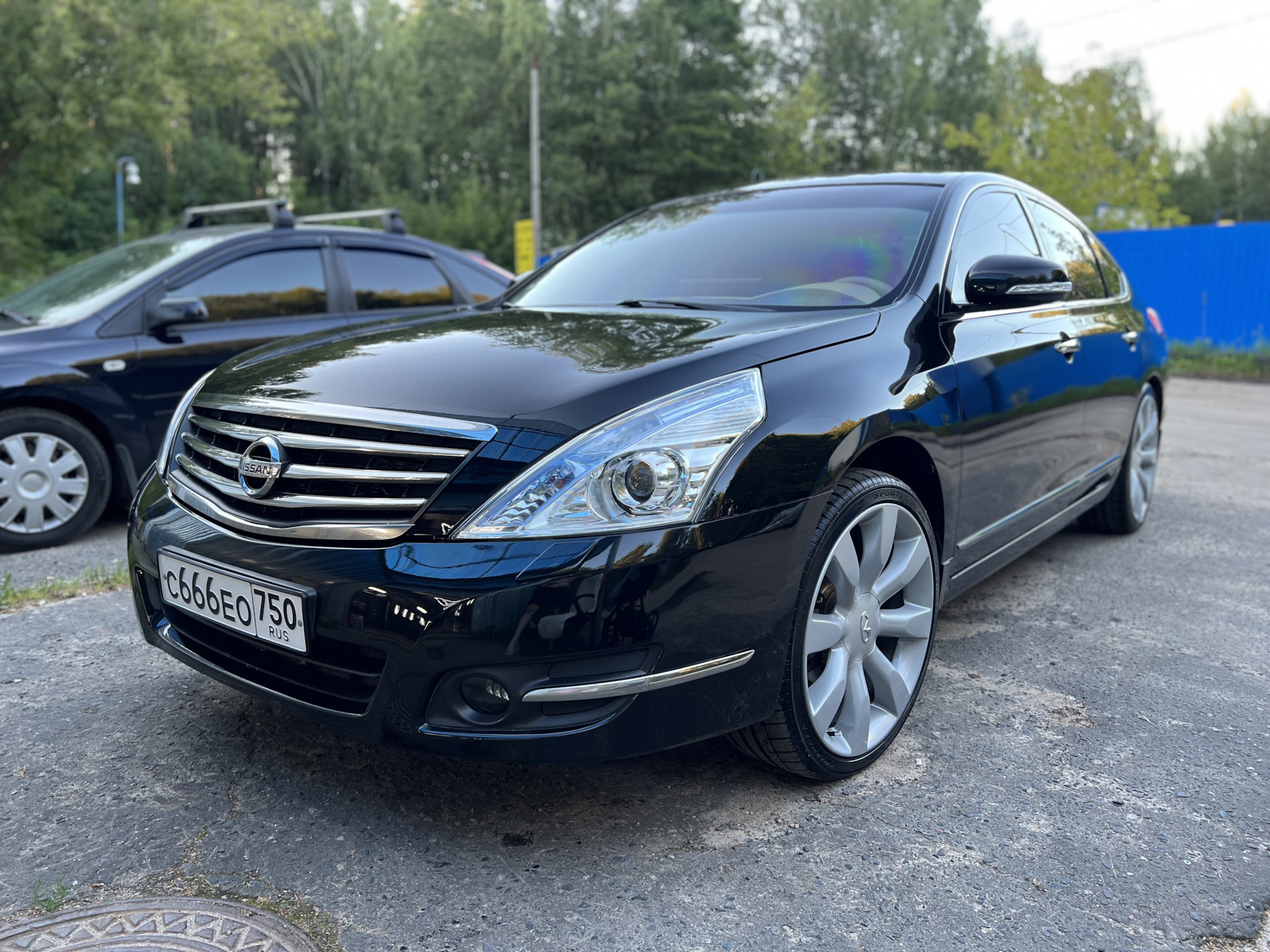 Nissan Teana j32