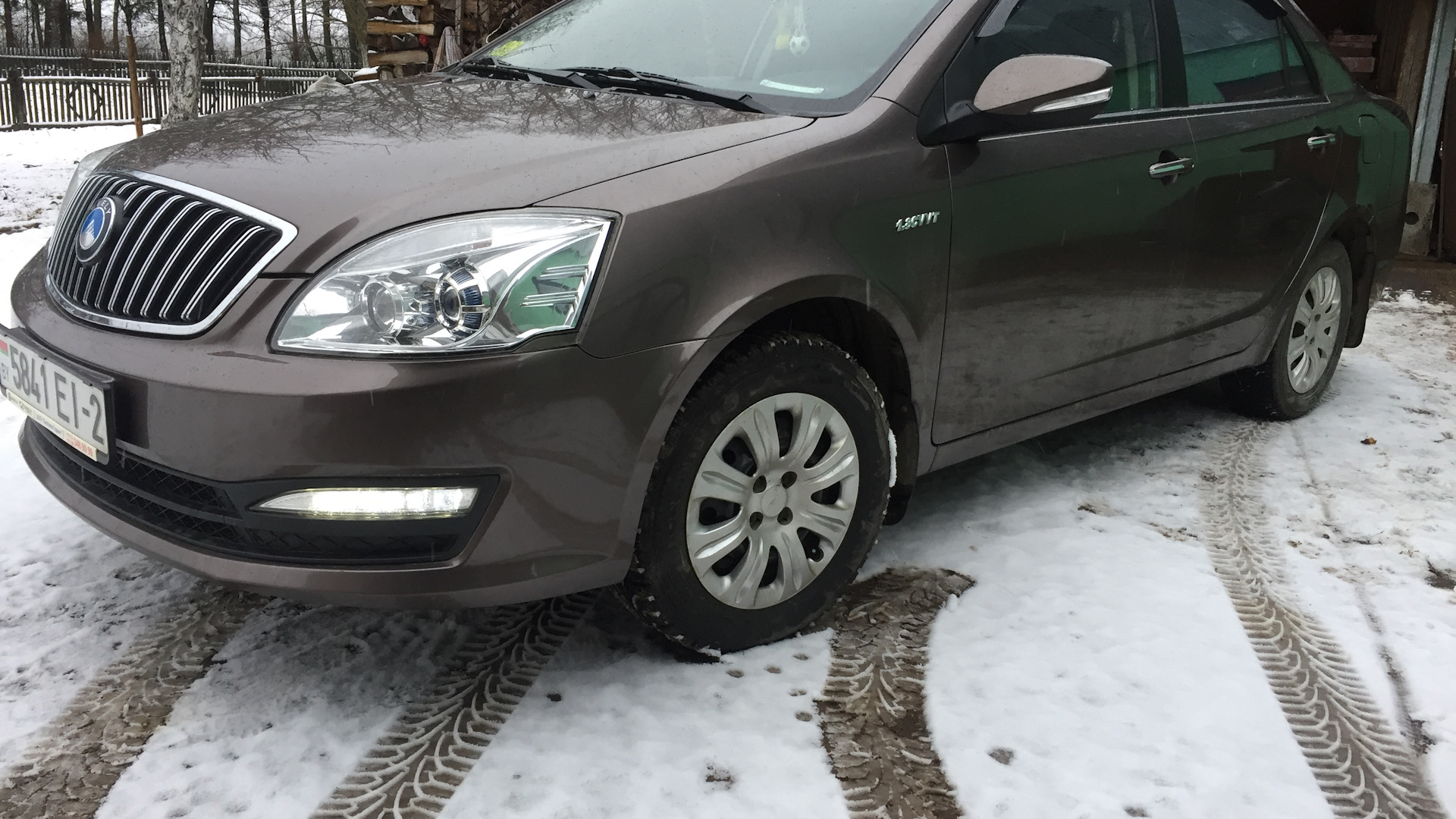 Отзывы владельцев о джили. Geely sc7 2014. Седан Geely sc7.